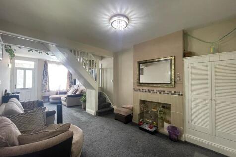 Through Lounge