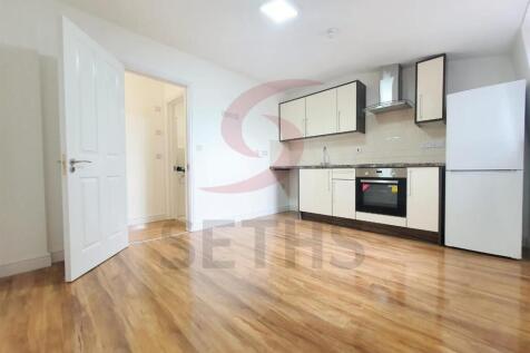 Lounge Kitchen