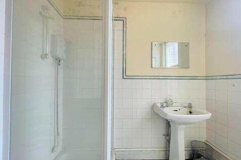 1st Floor Shower Room