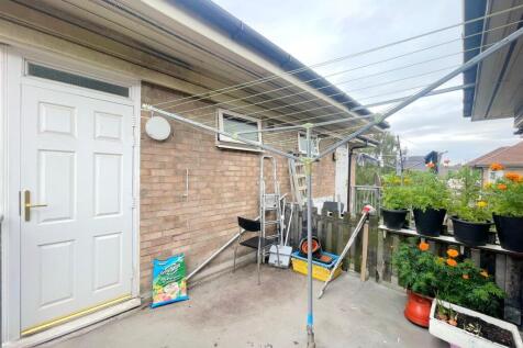 Shared Open Terrace