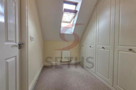 Walk In Wardrobe