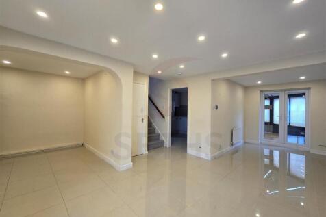 Lounge/Dining Area
