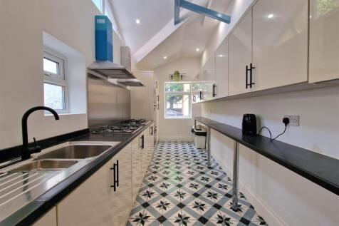 Communal Kitchen
