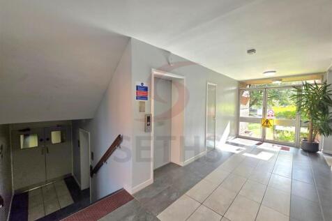 Communal Lobby