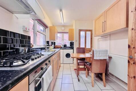 KITCHEN AND DINER