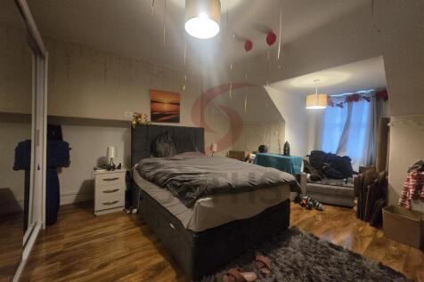 Bedroom/Lounge