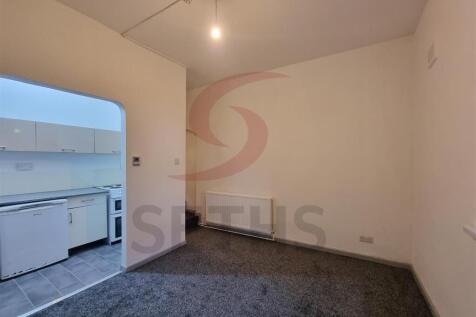 Lounge Kitchen