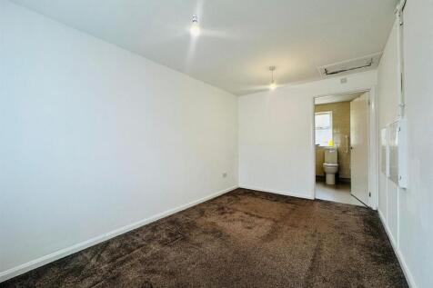 Bedroom 4 (downstairs)