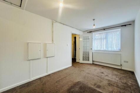 Bedroom 4 (downstairs)