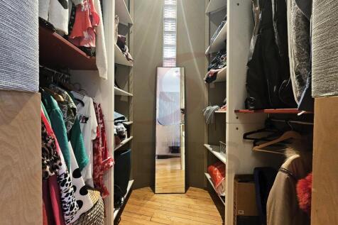 Walk in Wardrobe