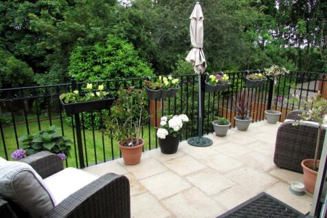 LordLane305gdn3.JPG