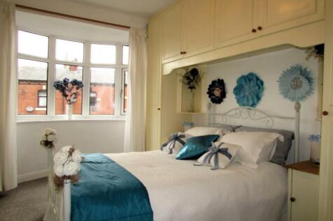ARE8bed1.JPG