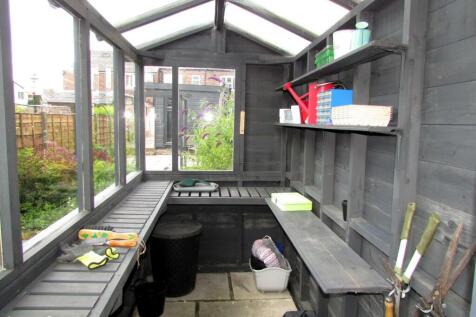 AshtonRd3greenhouse.JPG