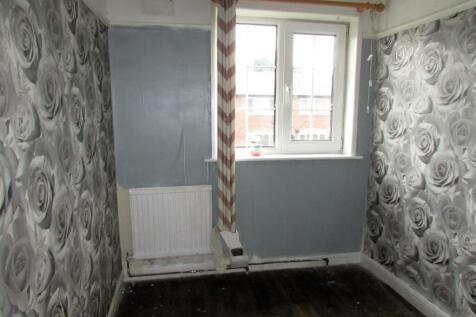 SurbitonRd66bed3.JPG