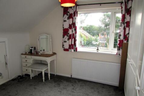 CambridgeRd73bed2.JPG