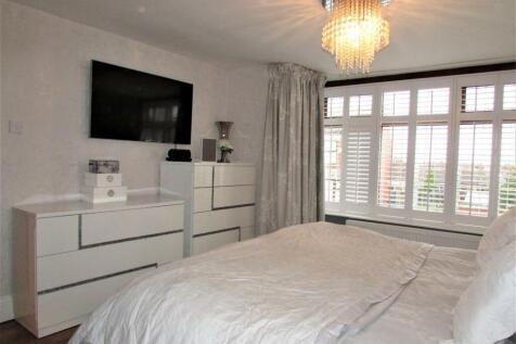 ARE324bedd1.JPG