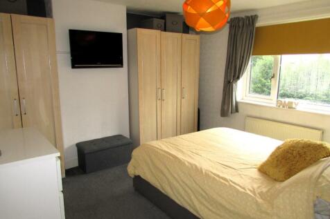RomanRd94bed2.JPG