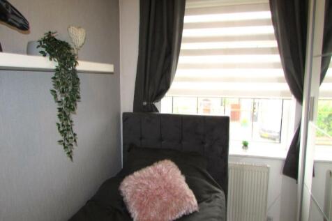RomanRd94bed3.JPG