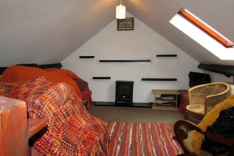 AlderRd79attic.JPG