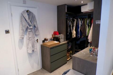 StansfieldSt55bedd1.JPG