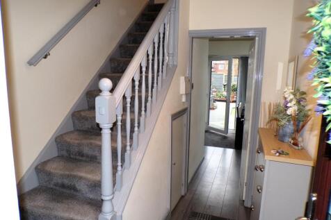 PauldenDv12hall.JPG