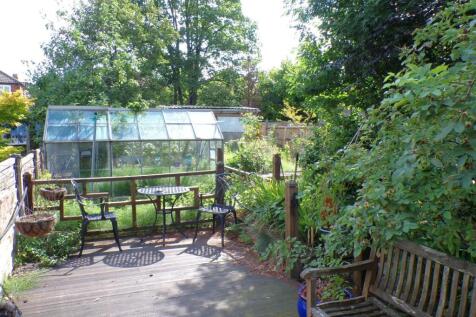 StansfieldRd27newgdn2.JPG
