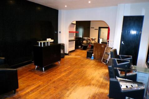 OldhamRd214shop1.JPG