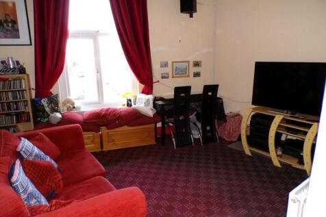 OldhamRd214flat2.JPG