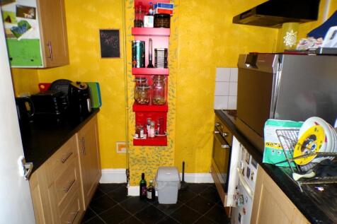 OldhamRd214flat4.JPG