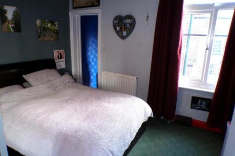 OldhamRd214flat6.JPG