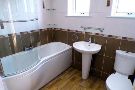 LeicesterRd86bath1.JPG