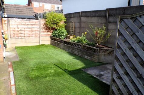 LeicesterRd86gdn4.JPG