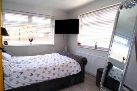 MasseyAve19bed2.JPG