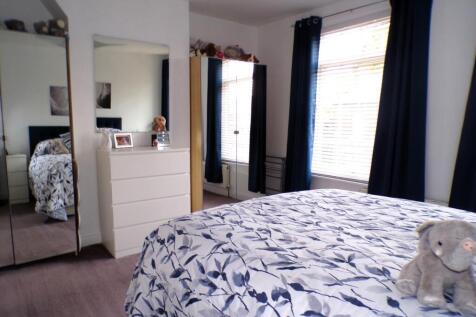LancasterAve19bed1.JPG