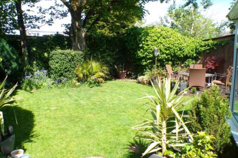 Greenways9gdn1.JPG