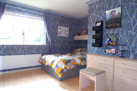 CrammondCl35bedd1.JPG