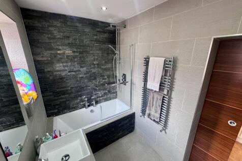 RishworthDv41bath2.jpeg