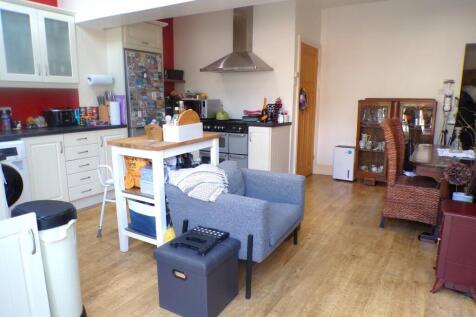 BelgraveAve13kit1.JPG