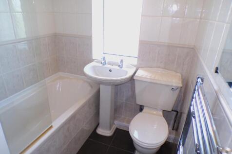 MerseyRdNorth98bath.JPG
