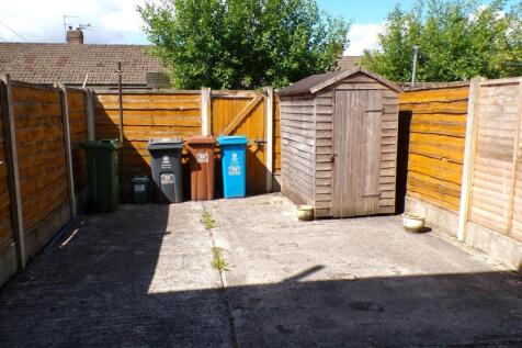 MerseyRdNorth98gdn.JPG