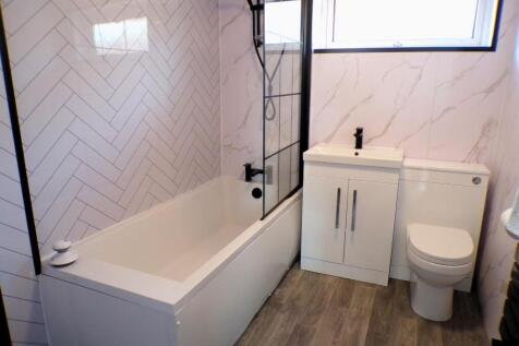SycamoreGv64bath.JPG