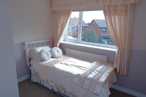 CambridgeRd14bed2.JPG