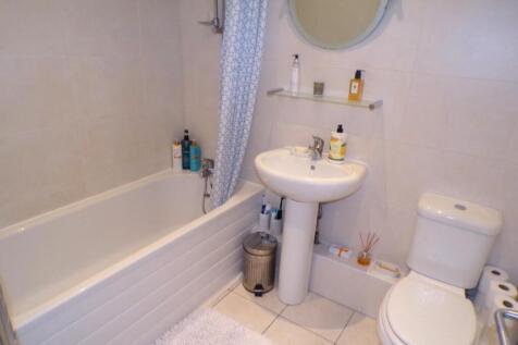 ARE341bath.JPG