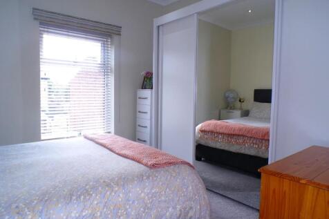 ARE341bedd1.JPG