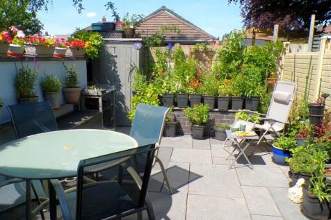 ARE341gdn1.JPG