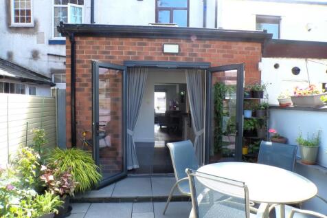 ARE341gdn2.JPG