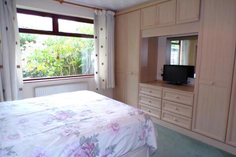 RishworthDv56bed1.JPG