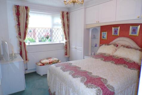 GreenLane109bed1.JPG