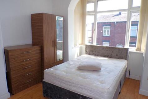 WardSt4bed1.JPG