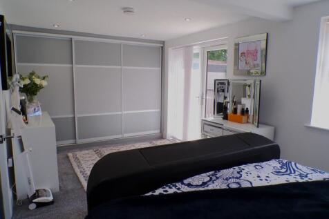 CambridgeRd4bedd1.JPG
